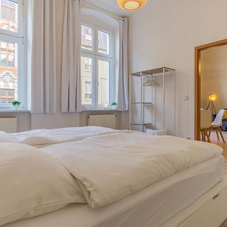 Cityapartment - 53 M², 2 Zimmer, Zentral, Netflix, Kueche, Waschmaschine Cottbus Kültér fotó