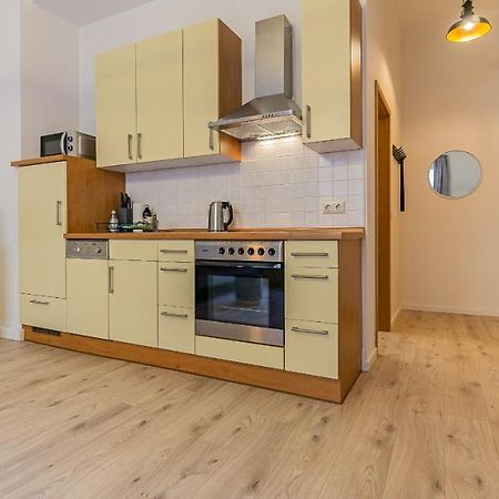 Cityapartment - 53 M², 2 Zimmer, Zentral, Netflix, Kueche, Waschmaschine Cottbus Kültér fotó