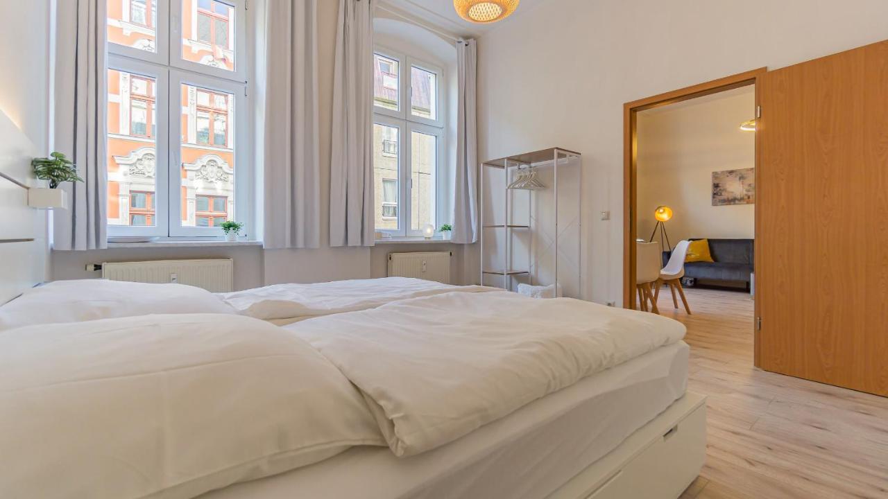 Cityapartment - 53 M², 2 Zimmer, Zentral, Netflix, Kueche, Waschmaschine Cottbus Kültér fotó