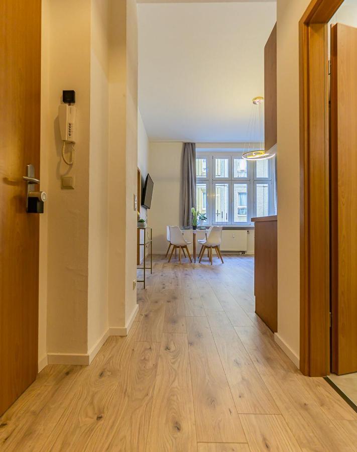 Cityapartment - 53 M², 2 Zimmer, Zentral, Netflix, Kueche, Waschmaschine Cottbus Kültér fotó