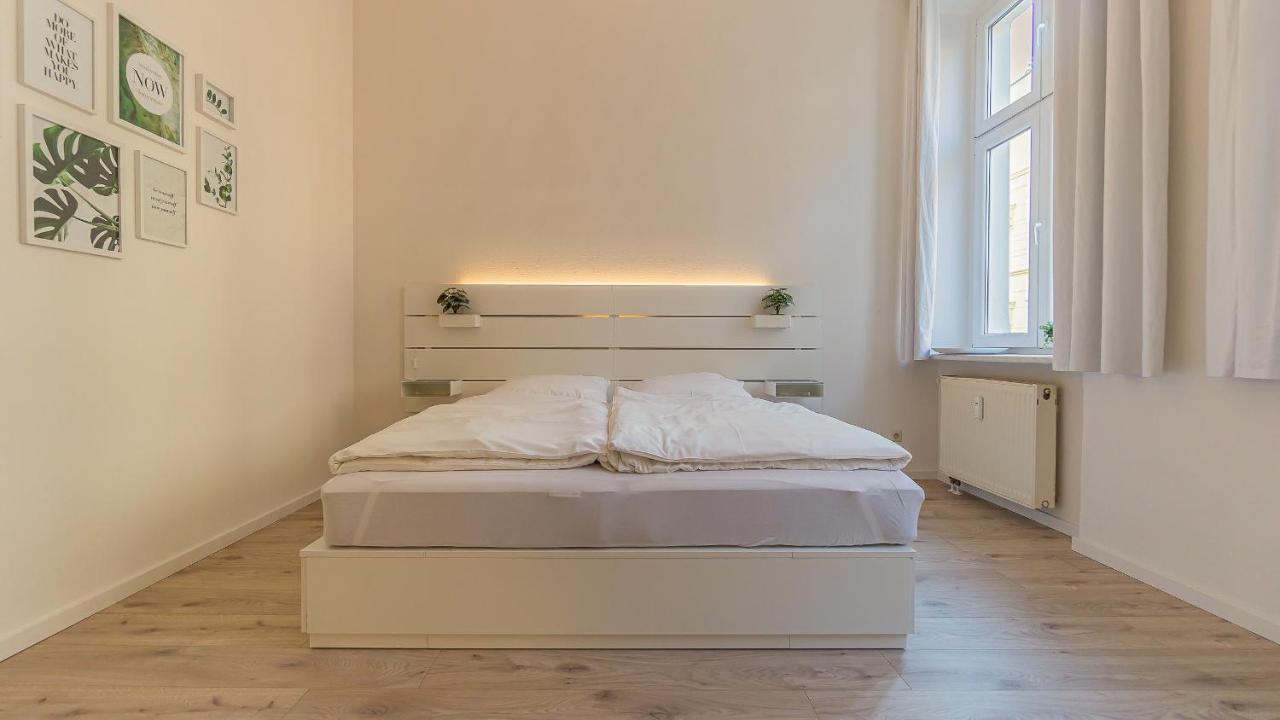 Cityapartment - 53 M², 2 Zimmer, Zentral, Netflix, Kueche, Waschmaschine Cottbus Kültér fotó
