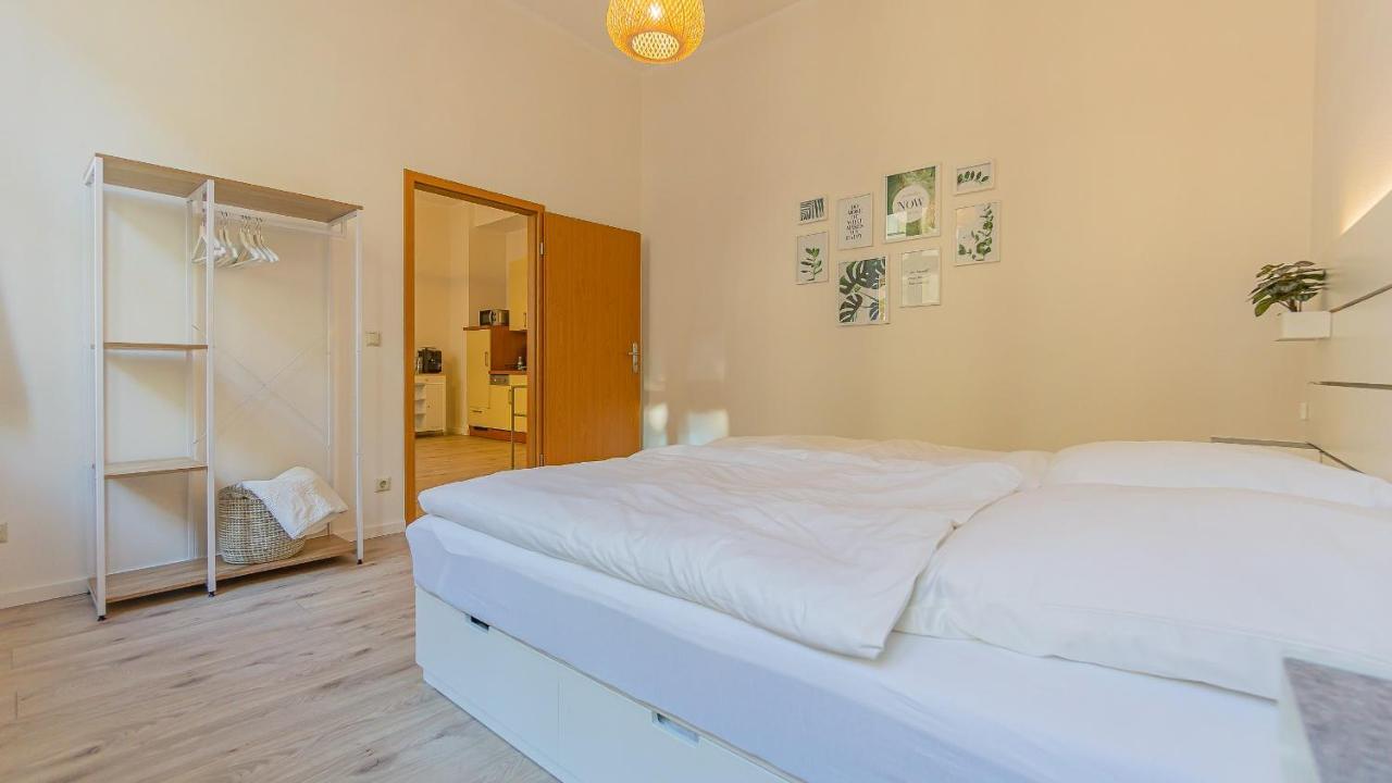Cityapartment - 53 M², 2 Zimmer, Zentral, Netflix, Kueche, Waschmaschine Cottbus Kültér fotó